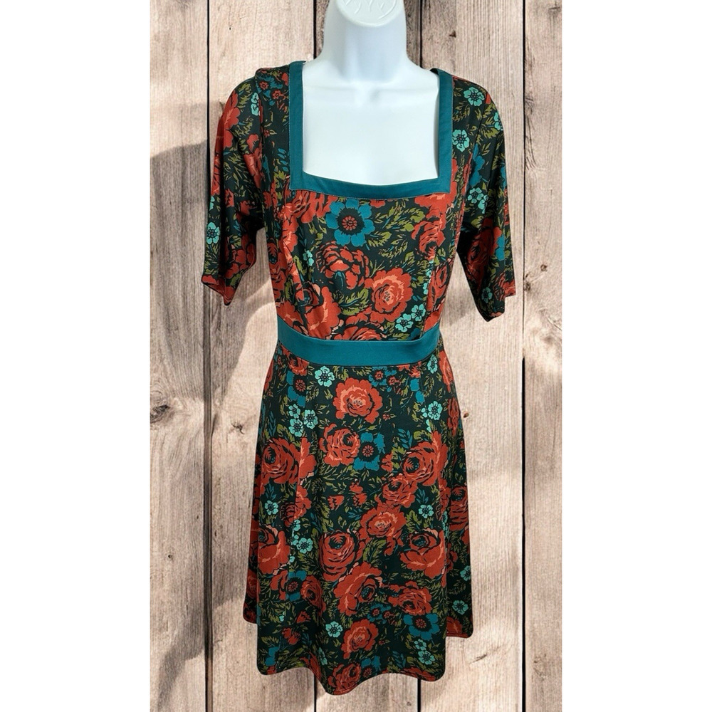 Isabel + Alice Floral Shift Dress Sz Large Square Neck Short Sleeve Knee Length